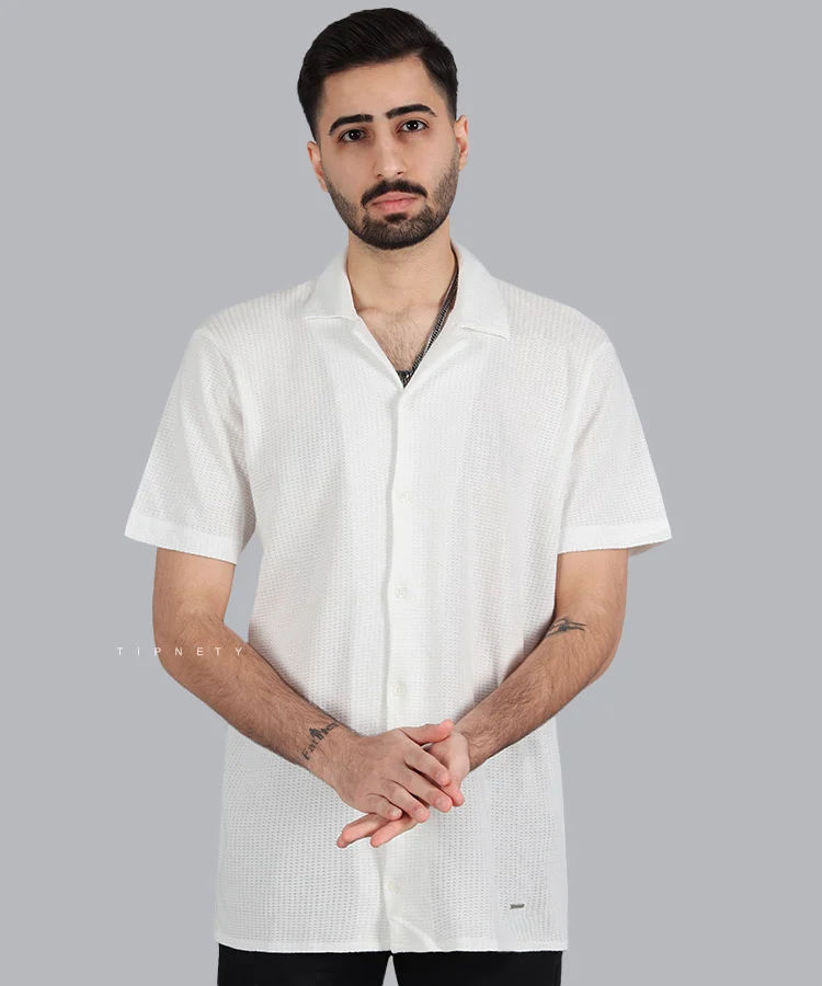 یقه انگلیسی؛ جزئیاتی کوچک برای استایلی شیک